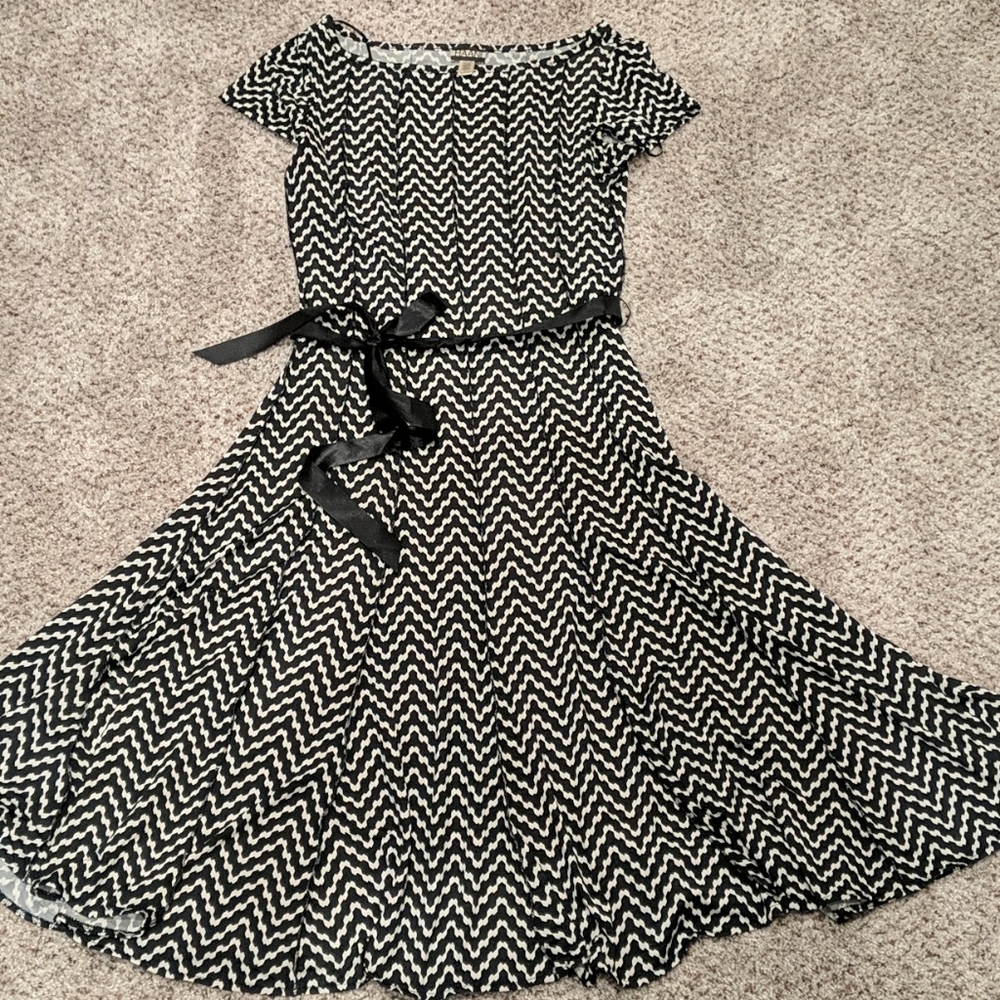 Classic dress
